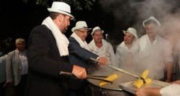 Tarihi Küçüksu Çayırı “Beykoz Mısır Festivali”yle Şenlendi