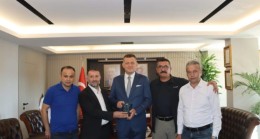 İl ve Bölge Dernekler Birliği’nden Kaymakam Ürkmezer’e Hayırlı Olsun Ziyareti