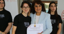 Genç Kalemler Projesi’nde Zeynep Bal’dan Duygu Yüklü “Vatanseverlik” Çalışması