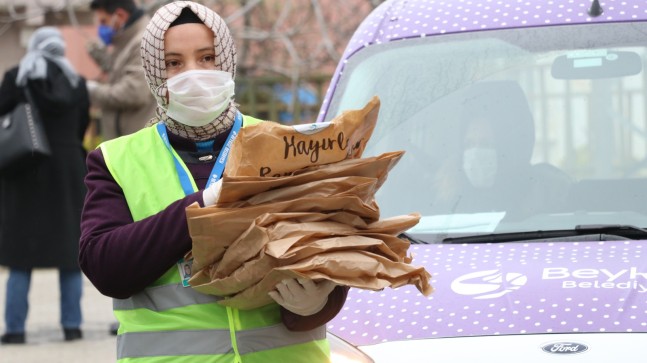 Beykoz’da Ev Ev Pide İkramı Başladı  