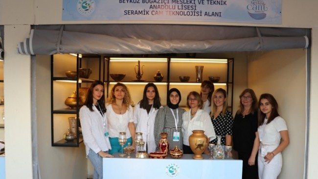 BEYKOZLU GENÇLER CAM FESTİVALİ’NDE GÖZ DOLDURUYOR