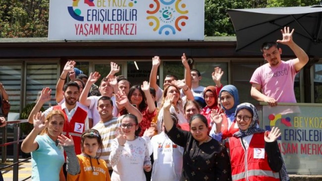 Baharın Renkleri BEYMER’de Buluştu