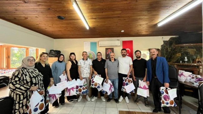 GÖRENTAŞ DERNEĞİ 350 ÇOCUĞUN BAYRAM SEVİNCİNE ORTAK OLDU