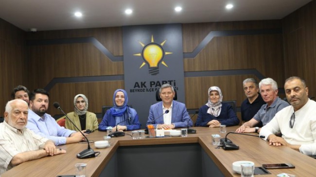 AK Parti Kadın Kolları’ndan Aşure İkramı