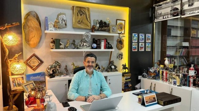 KAŞIOĞLU, 11. KİTABINI OKURLARIYLA BULUŞTURDU