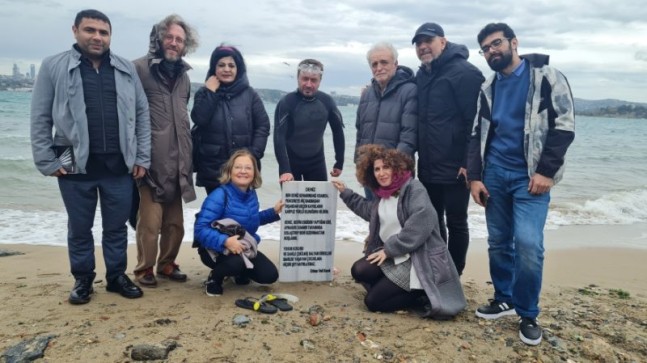 İSTANBUL ŞİİR FESTİVALİ’NE BOĞAZ’DA SIRADIŞI KAPANIŞ