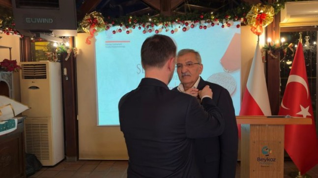Başkan Murat Aydın’a Polonya “Bene Merito” Şeref Nişanı