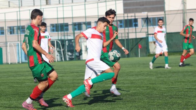 PAŞABAHÇE, YALOVA DEPLASMANINDAN BERABERLİKLE DÖNDÜ 1-1
